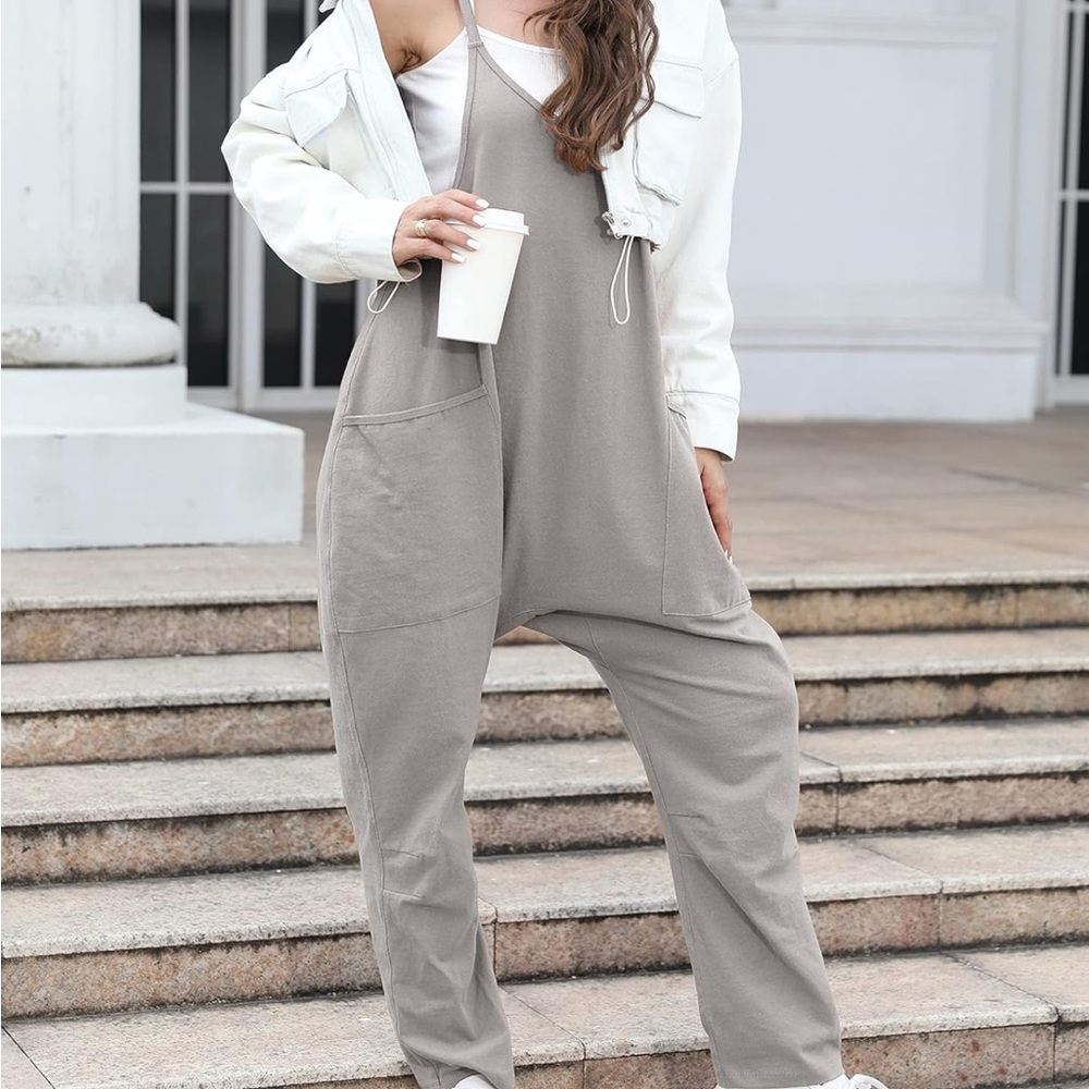 Women's Light Gray Relaxed Fit Jumpsuit-Size 8 - Picture 7 of 11